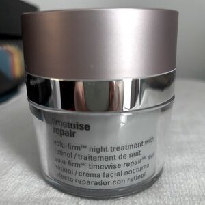 Mary Kay Night Treatment with Retinol NO BOX NOS